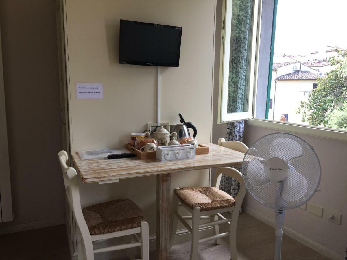 Studio In The Heart Of Florence Hotel Buitenkant foto